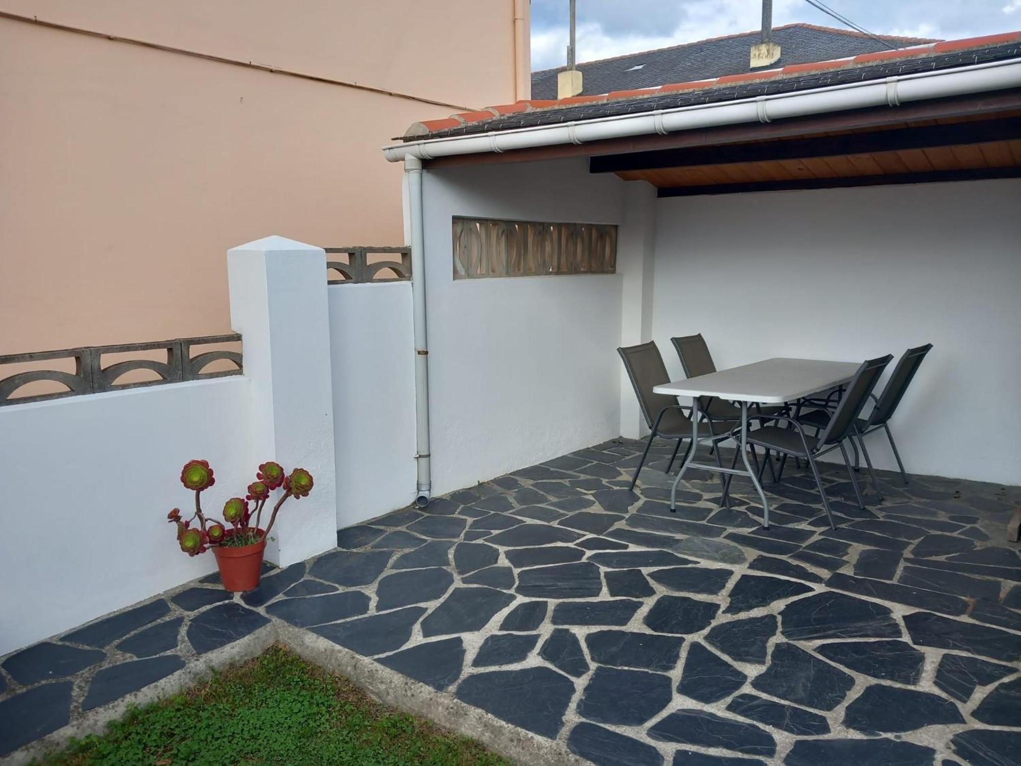 Casita De Abaixo Apartment Ribadeo Luaran gambar